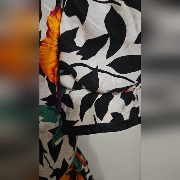 Vintage 80s A.J.BARI Floral 100% Silk Peplum Jacket Top. Size 10(medium) - Picture 10 of 15